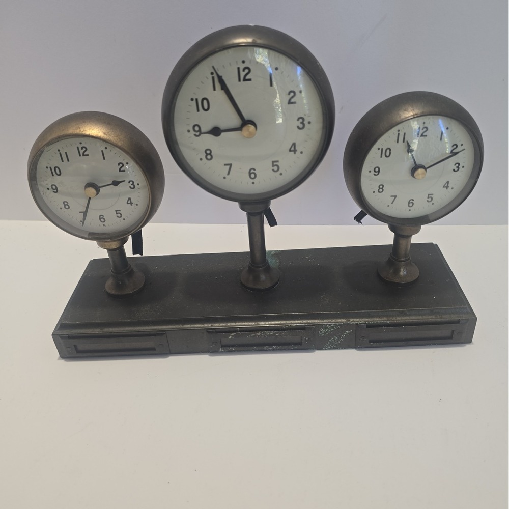 Pottery Barn Around The World 3 Time Zones Bronze/ Brass Clock Home Office